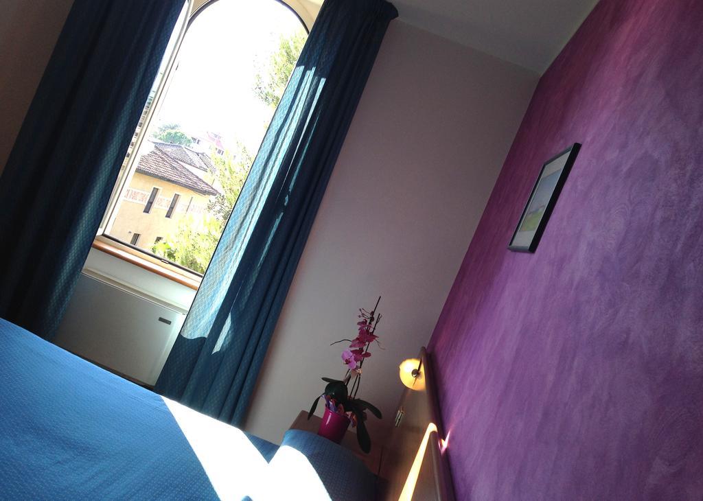 Hotel 2000 Fabriano Eksteriør bilde
