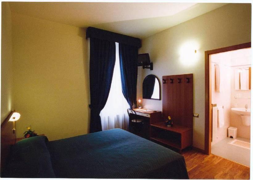 Hotel 2000 Fabriano Rom bilde