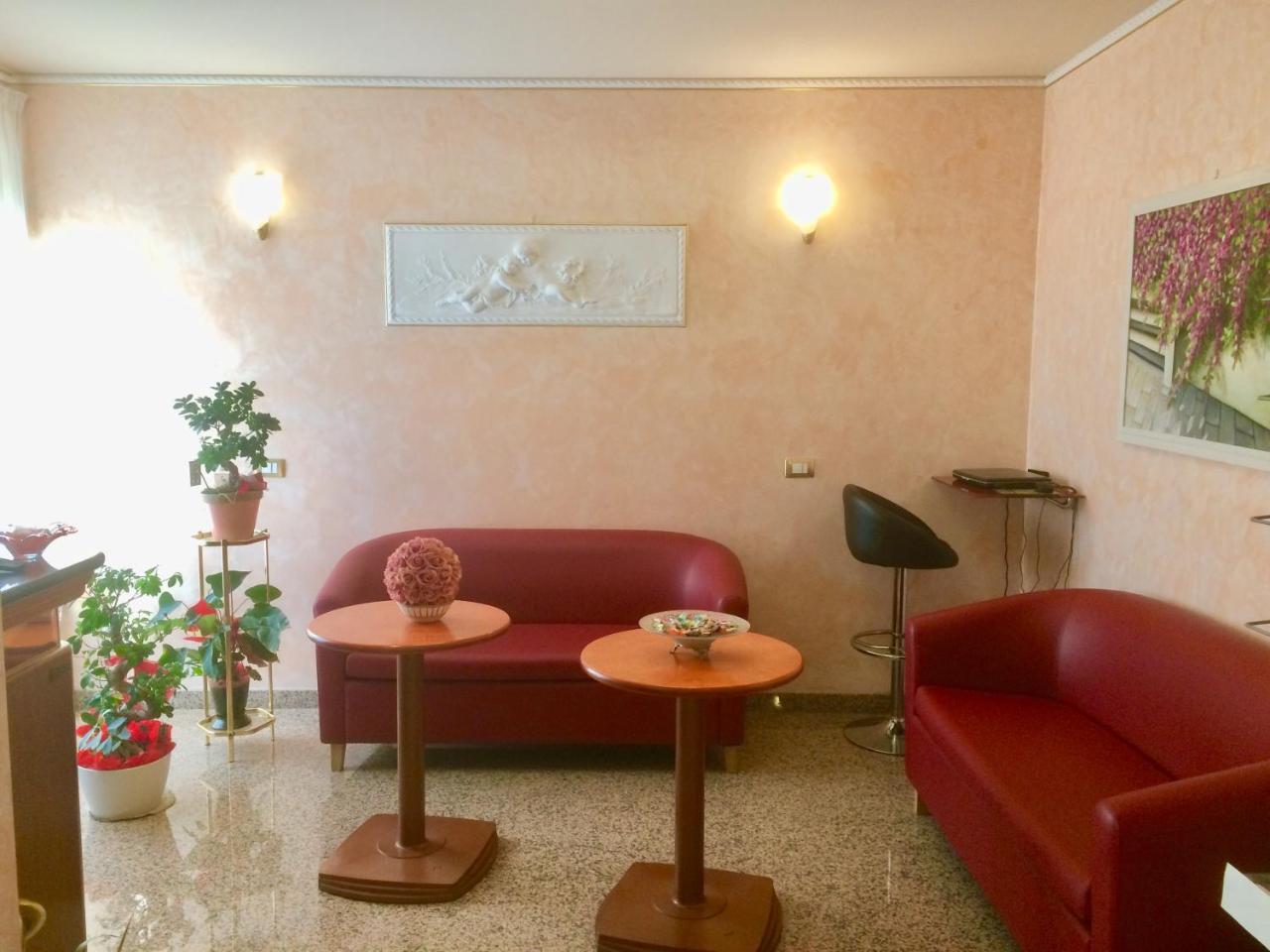 Hotel 2000 Fabriano Eksteriør bilde