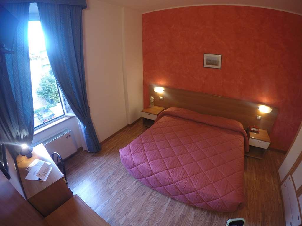 Hotel 2000 Fabriano Rom bilde